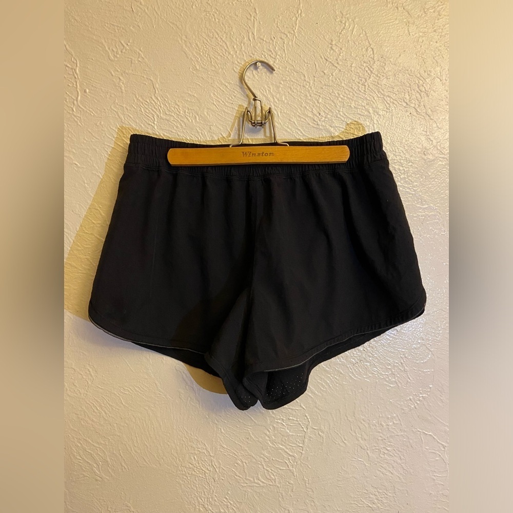 Lululemon short